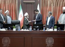 مراسم اهدای حکم رئیس سازمان امور مالیاتی کشور به عنوان رئیس بنیاد غدیر در سازمان امور مالیاتی کشور برگزار شد.